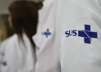 EUA anunciam que revogarão vistos de ‘vários membros’ do governo do Brasil por médicos cubanos