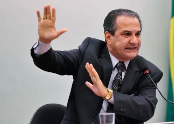 Silas Malafaia é alvo de operação da PF e tem celular apreendido