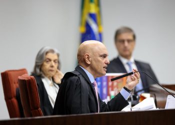 Moraes vota para condenar Bolsonaro por tentativa de golpe de Estado