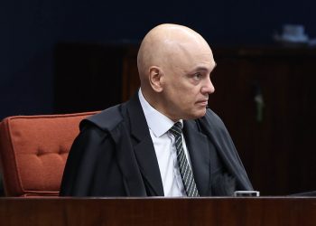 ‘Não foram baderneiros desordenados’, diz Moraes ao rebater Fux sobre 8/1