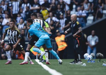 Atlético empata com Santos em estreia de Sampaoli na Arena MRV