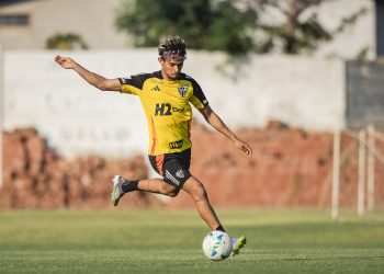 Entre a crise e a esperança: Atlético enfrenta Bolívar na altitude