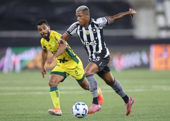 Botafogo abre 3 a 0, mas Mirassol busca empate heroico e se mantém no G4