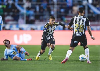 Atlético-MG vacila e sai com empate amargo contra o Bolívar na altitude