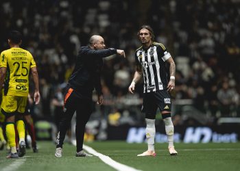 Atlético enfrenta o Juventude em duelo decisivo nesta terça pelo Brasileirão