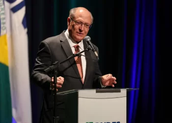 “Boa química” entre presidentes vai ajudar no tarifaço, diz Alckmin