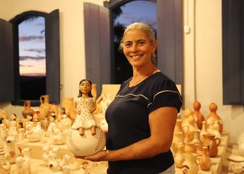 Artesãos do Vale do Jequitinhonha faturam cerca de meio milhão de reais em expedição de lojistas