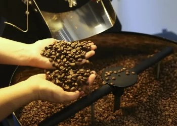 Indústria do café prevê alta de até 15% nos preços nos próximos dias