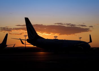 Novo voo com brasileiros deportados dos EUA chega hoje a Belo Horizonte