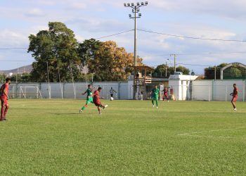 Seleção de Valadares estreia com vitória na Copa Ardoce de Futebol