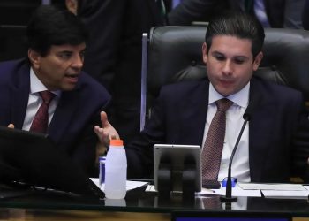 PEC da Blindagem: quando uns querem ficar fora da lei