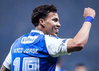 Cruzeiro vence Atlético-MG novamente e pega Corinthians nas semifinais da Copa do Brasil