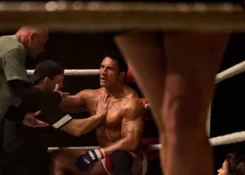 Ex-lutador Dwayne Johnson protagoniza filme em competição em Veneza
