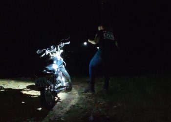 Polícia localiza motocicleta suspeita de ter sido usada em homicídio de mulher em Valadares