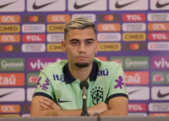 Andreas Pereira é chamado por Ancelotti para jogo do Brasil na Bolívia