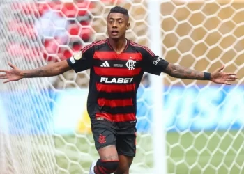 Suspensão ou interrupção? Debate esquentou caso Bruno Henrique no STJD