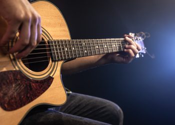 Instituto Psia lança projeto que celebra músicas autorais valadarenses