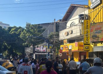 Manifestação em Valadares cobra do Judiciário ação contra exclusões no PID da Samarco