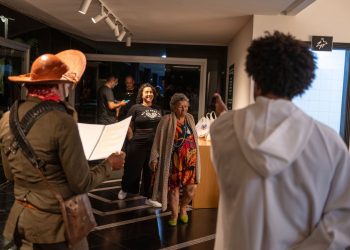 Ipatinga recebe oficina internacional de teatro com diretora francesa