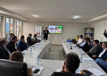Amvale debate eventos climáticos