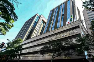 MPMG apresenta denúncia contra ex-prefeito de Tumiritinga por corrupção passiva e peculato