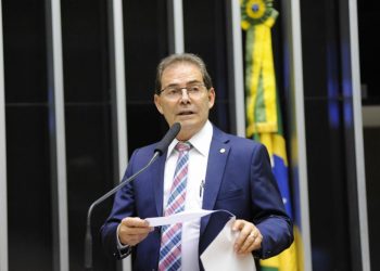 Paulinho da Força diz que anistia ampla é impossível e que solução não agradará a extremos