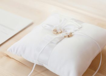 Balcão da Cidadania da Univale celebra 107 casamentos comunitários em sua 18ª edição