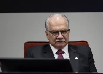 Fachin toma posse na presidência do STF nesta segunda-feira