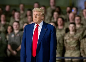 Integrantes do governo Lula consideram grave a ameaça dos EUA de usar força militar contra o Brasil