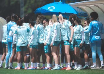 Cruzeiro investe na base e forma equipe feminina sub-17