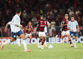Bruno Henrique pode fazer último jogo do ano no Flamengo