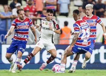 Derrota deixa Fla com menos de 35% de chance de título no Brasileirão; veja