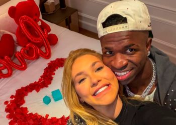 Vini Jr. e Virginia Fonseca estão namorando e fazem publicação para anunciar