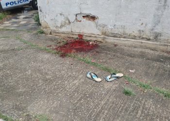 Jovem sofre tentativa de homicídio e é baleado na cabeça em Valadares