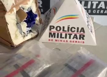 PM intercepta pacote com drogas nos Correios de Santana do Paraíso