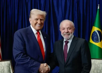 Nas redes sociais, Lula comenta “ótima reunião” com Trump na Malásia