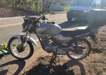 Casal fica ferido após pneu de moto estourar na BR-259 em Valadares