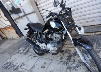 Motociclista com sinais de embriaguez provoca acidentes e acaba preso em Valadares