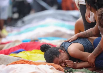 Ação no RJ é cortina de fumaça e expõe população, dizem especialistas