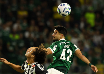Santos encara jogo chave contra Palmeiras desfalcado na Vila Belmiro
