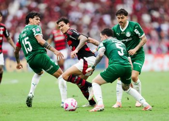 Palmeiras e Flamengo acirram disputa no Brasileiro em maratona pré-Libertadores