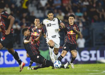 Atlético perde para o Red Bull Bragantino em jogo antecipado do Brasileirão