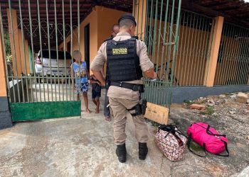 Mala esquecida em Divino das Laranjeiras é devolvida a familiar após três meses de mobilização da PM