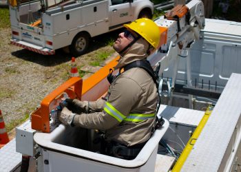 Cemig investe R$ 73 milhões na Região Leste para reforçar rede elétrica antes do período chuvoso