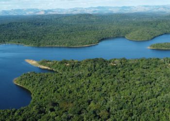 Governo de Minas lança cartilha com balanço de um ano do Acordo de Reparação do Rio Doce