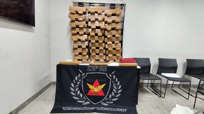Polícia Militar apreende 101 barras de maconha em Coronel Fabriciano e Ipaba