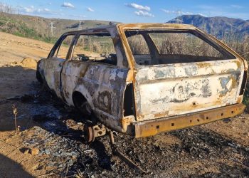 Carro furtado no Cidade Nova é achado incendiado na região do Rancho Miura