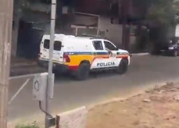 Homem com quatro mandados de prisão em aberto é preso pela PM no bairro Palmeiras