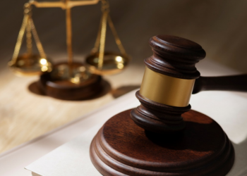 Dois homens são condenados por tentativa de homicídio triplamente qualificada