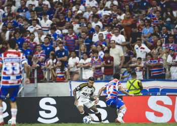 Atlético perde para o Fortaleza e mantém alerta de rebaixamento no Brasileirão